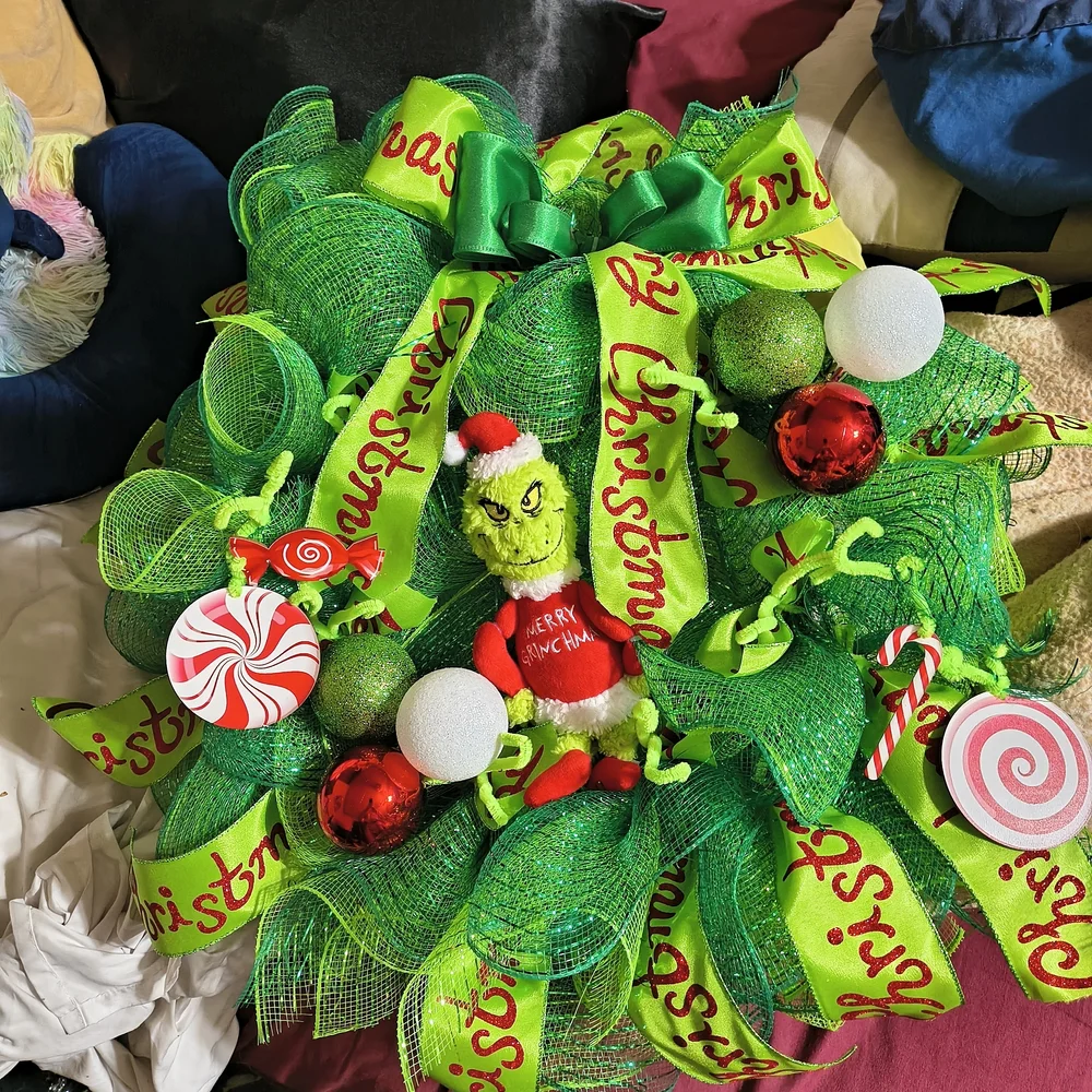 Festive Red and Green Holiday Bow